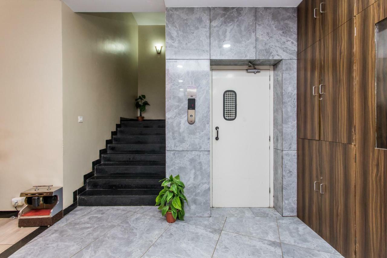Hotel Ashoka Palace Ujjain Exteriör bild